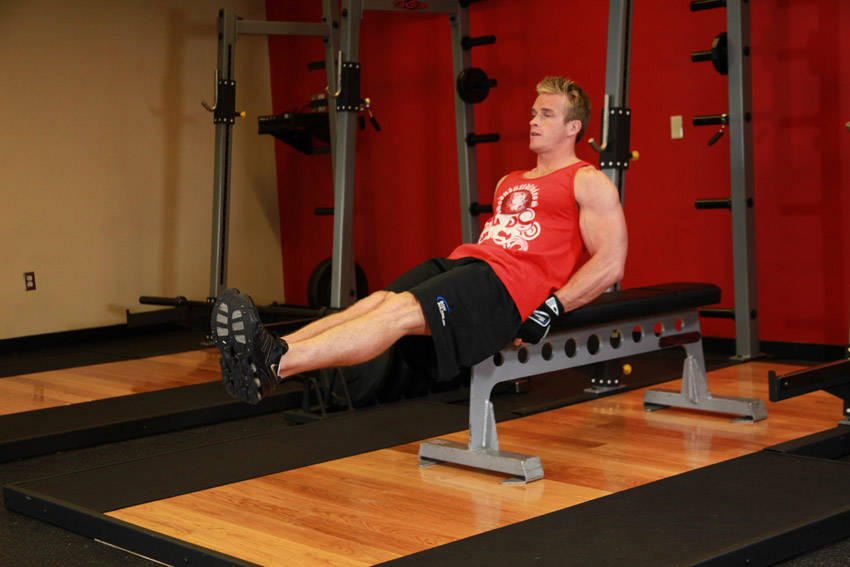 Seated Flat Bench Leg Pull-In Guide | fastfitness4u