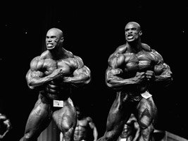 Kevin Levrone & Ronnie Coleman At The 1998 Olympia.