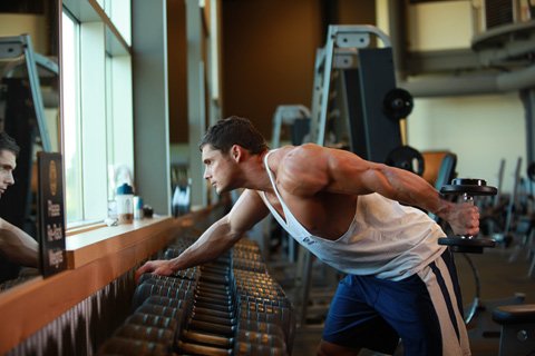 When Weight Lifting, The Muscle Tissues Are Primed To Suck Up Any Excess Glucose In The Blood.