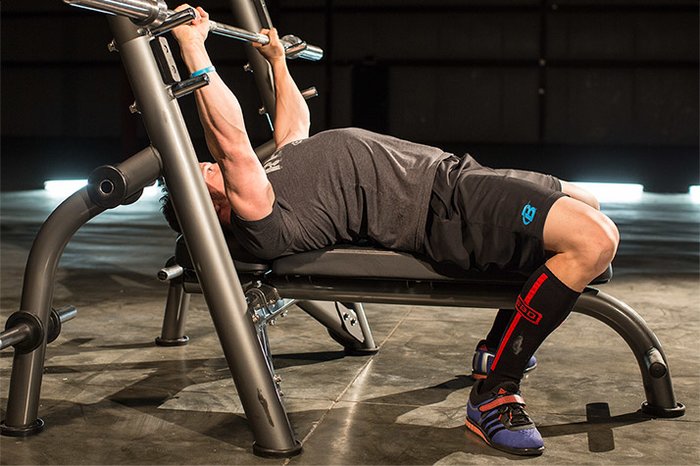 How To Bench Press: The Complete Guide 