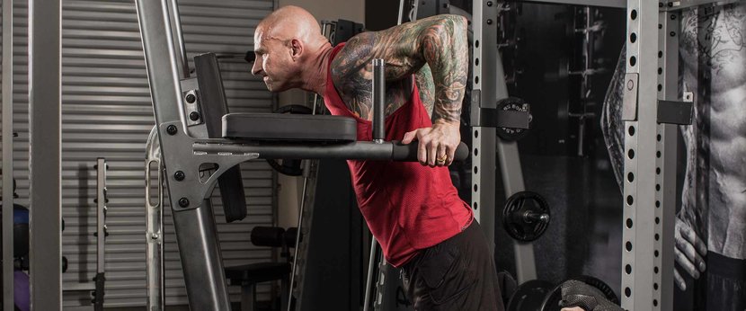 Chair dips: How to do them correctly to strengthen your triceps