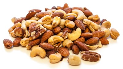 5 Nuts That Can Revolutionize Your Diet