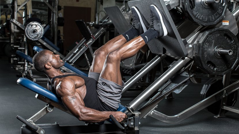 7 Killer Leg Workouts For Men at the Gym