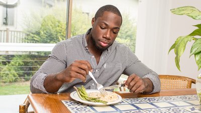 Slow Down Your Eating To Speed Up Your Fat Loss