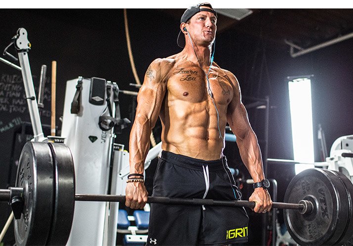 Bulking Up: 6 Tips & Tricks to Maximize Your Bulking Season