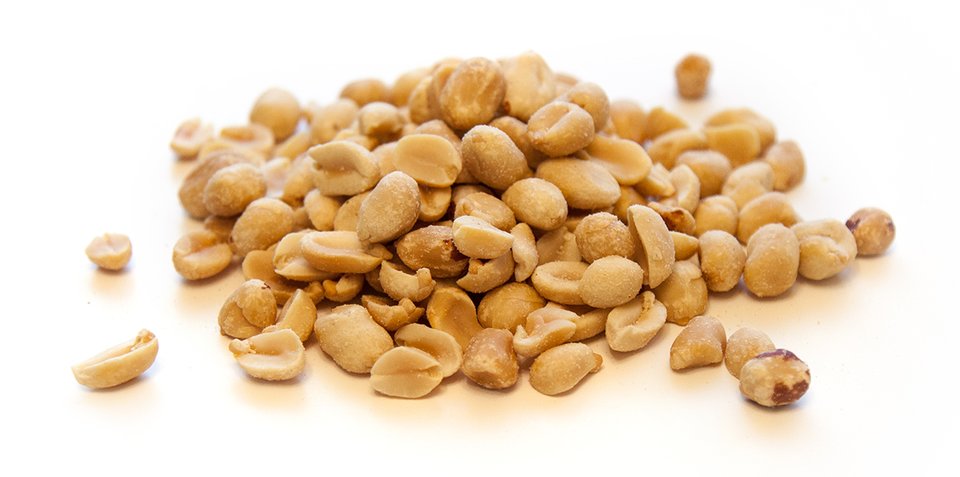 The 5 Nuts Fit People Eat: Peanuts