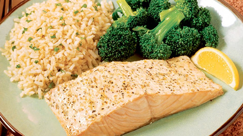 Bill Phillips Back To Fit Recipes: Lemon-Pepper Salmon Fillet