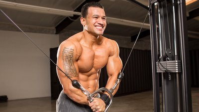 The Biggest Mistake Robbing Your Chest Gains!