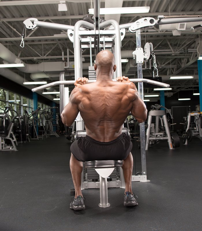 How to Do Lat Pull Down: Variations, Proper Form, Techniques