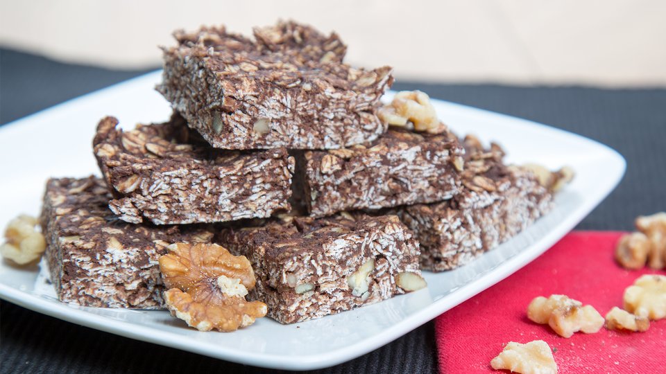 Chocolate Nut Oatmeal Protein Bars