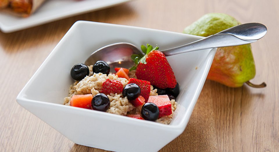 FreakMode Recipes: Oatmeal And Berries