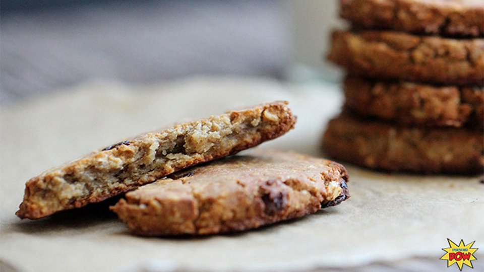 Vegan Oatmeal Raisin Protein Cookies