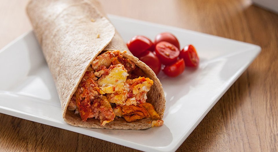 FreakMode Recipes: Mediterranean Tomato and Egg Wrap