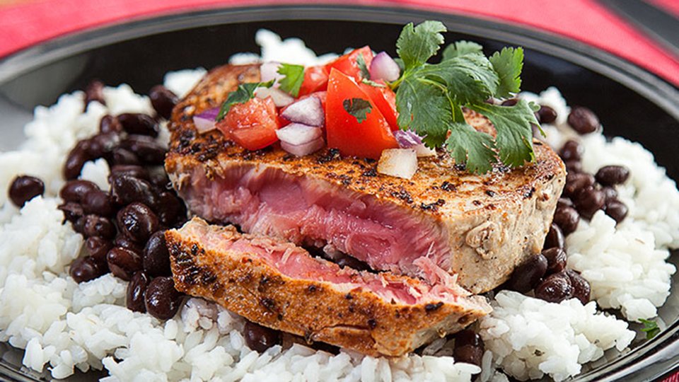 Cajun Tuna With Black Beans