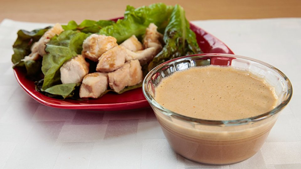 Jamie Eason's Post-Pregnancy Recipes: Thai Peanut Sauce