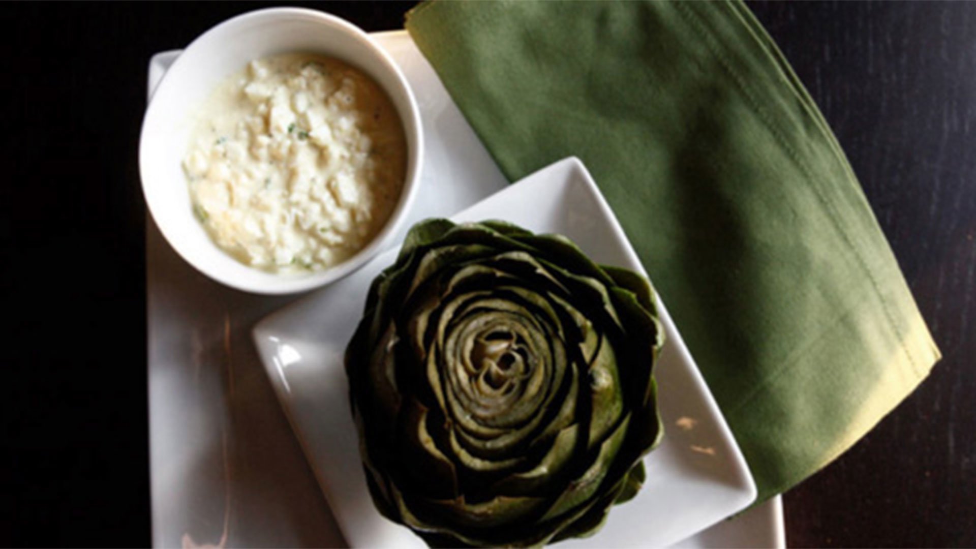 Artichoke and Dipping Sauce