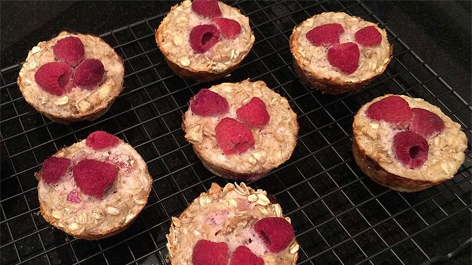 Baked Raspberry Oatmeal Muffins