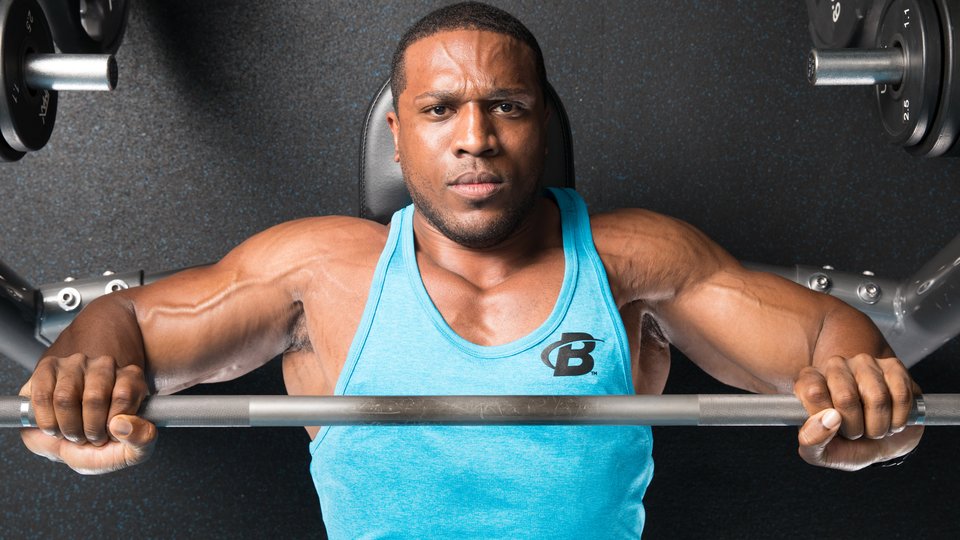 STOP Doing Your Dumbbell Bench Press Like This (5 Mistakes)