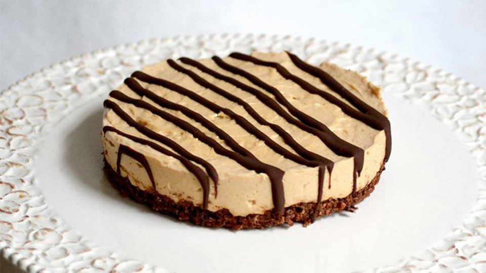 Jamie Eason's Peanut-Butter Chocolate Protein Pie!