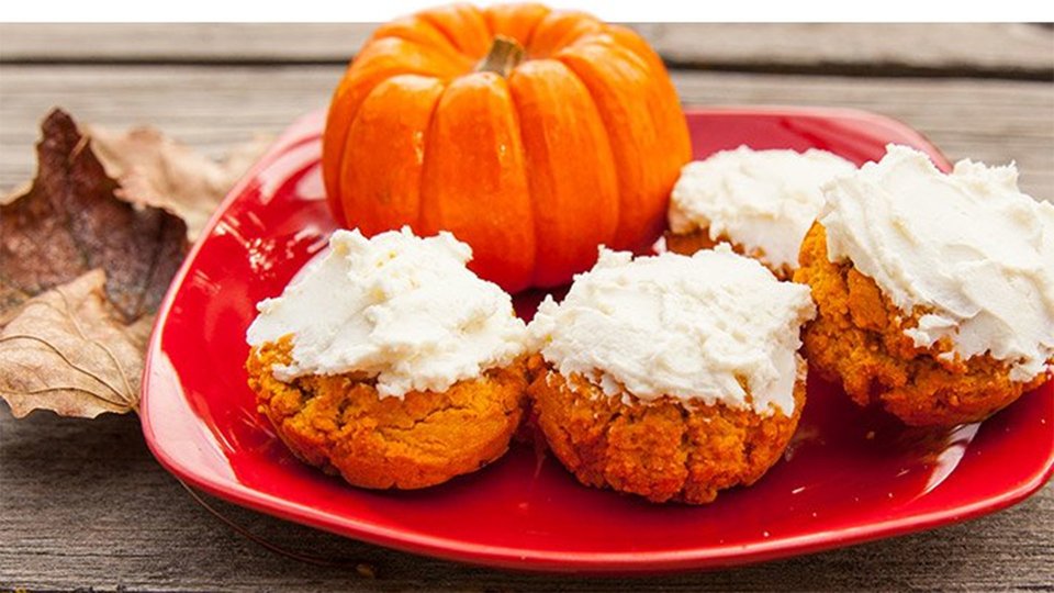 Pumpkin-Nut Cream Cheese Icing Cake