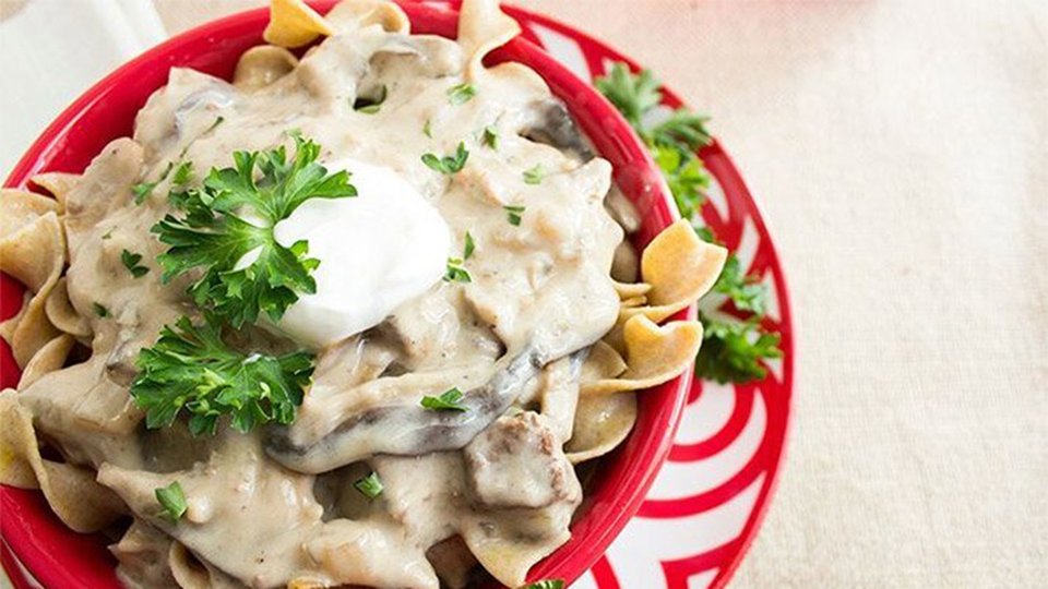 Slow Cooker Beef Stroganoff