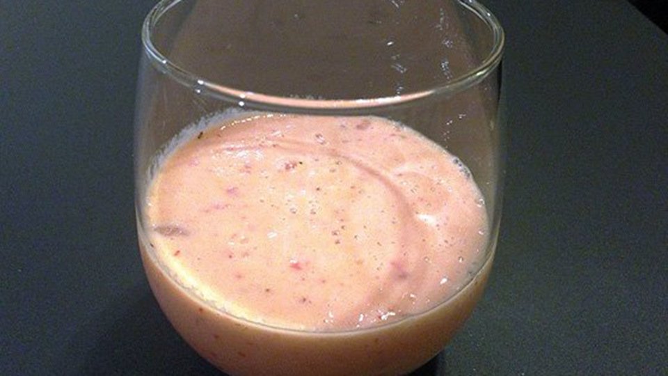 Strawberry and Papaya Smoothie