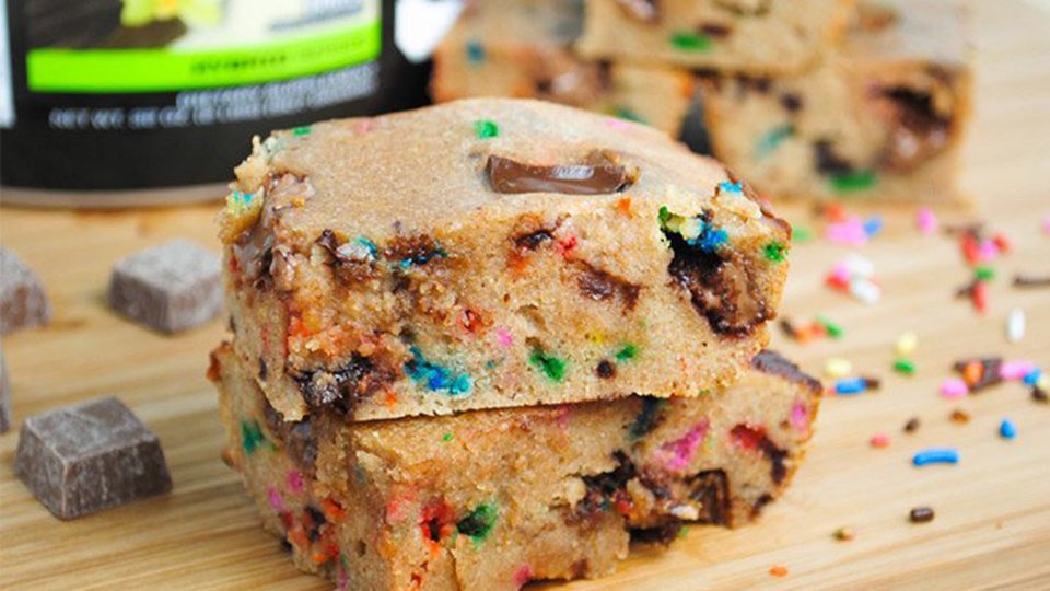 Confetti Chocolate Chunk Protein Blondies