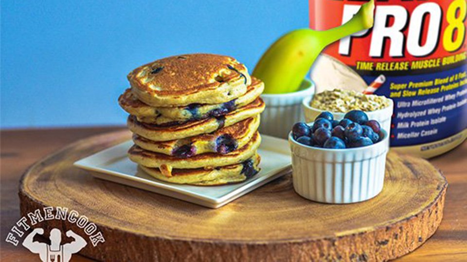 Lean Pro 8 Banana, Blueberry, and Oatmeal Pancakes