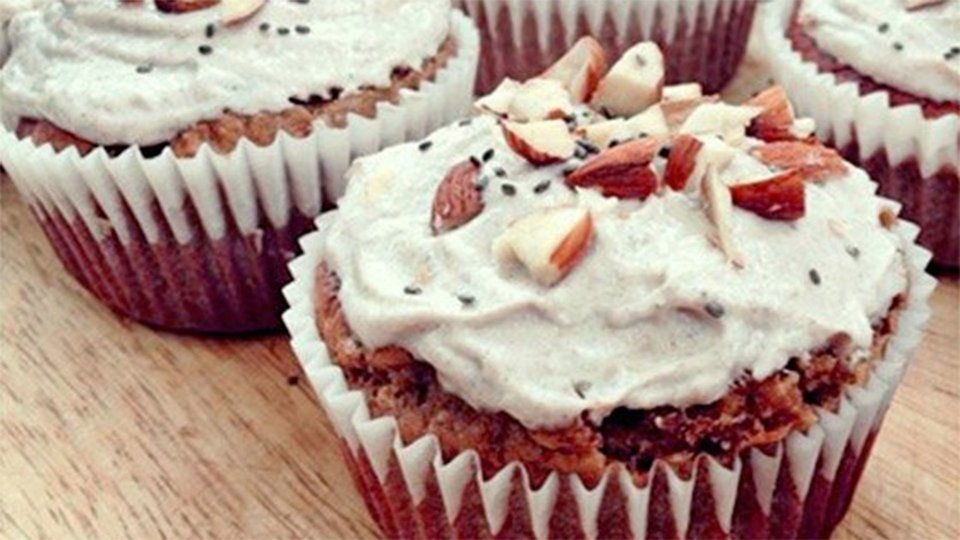 Apple Pie Protein Cupcakes