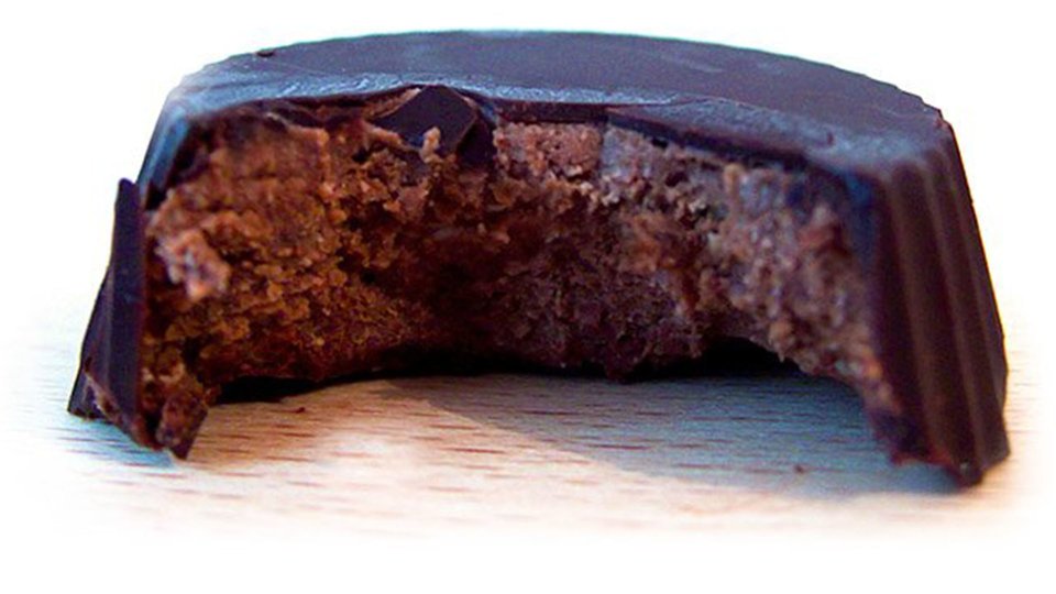 Chocolate Protein-Filled Dark Chocolate Cups