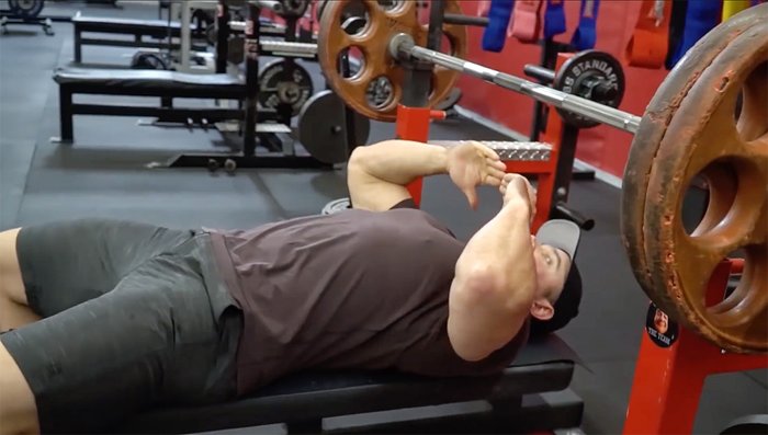 Make sure the barbell is even with your eyes.