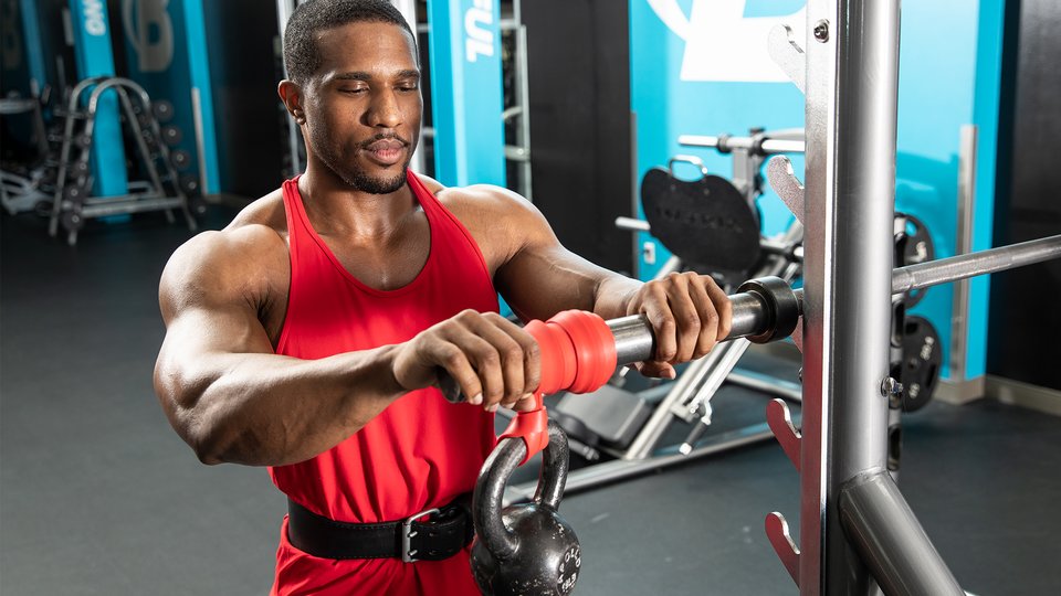 The Barbell Wrist Roller for Bigger Arms and Improved Grip Strength