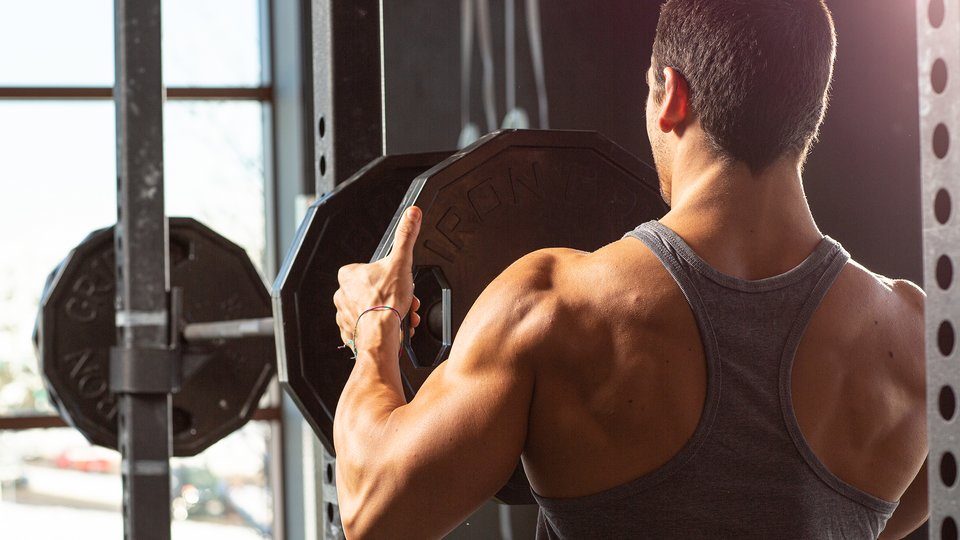 Strong Shoulders Workout: 4 Shoulder-Building Compound Moves