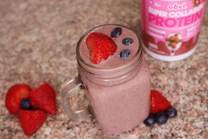 Who doesnt love to start the morning with a delicious, nutritious breakfast smoothie?
