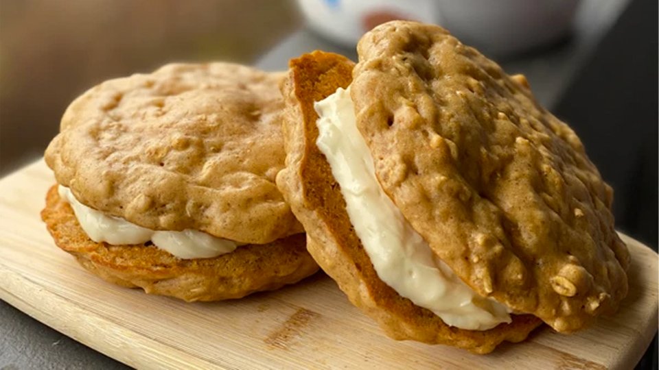 Giant Protein Oatmeal Cream Pie