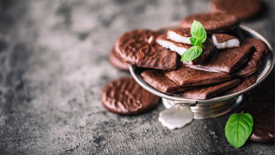 Collagen Chocolate Mint Thins