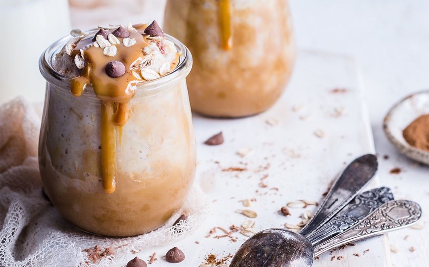 Chocolate Chip Protein Overnight Oats
