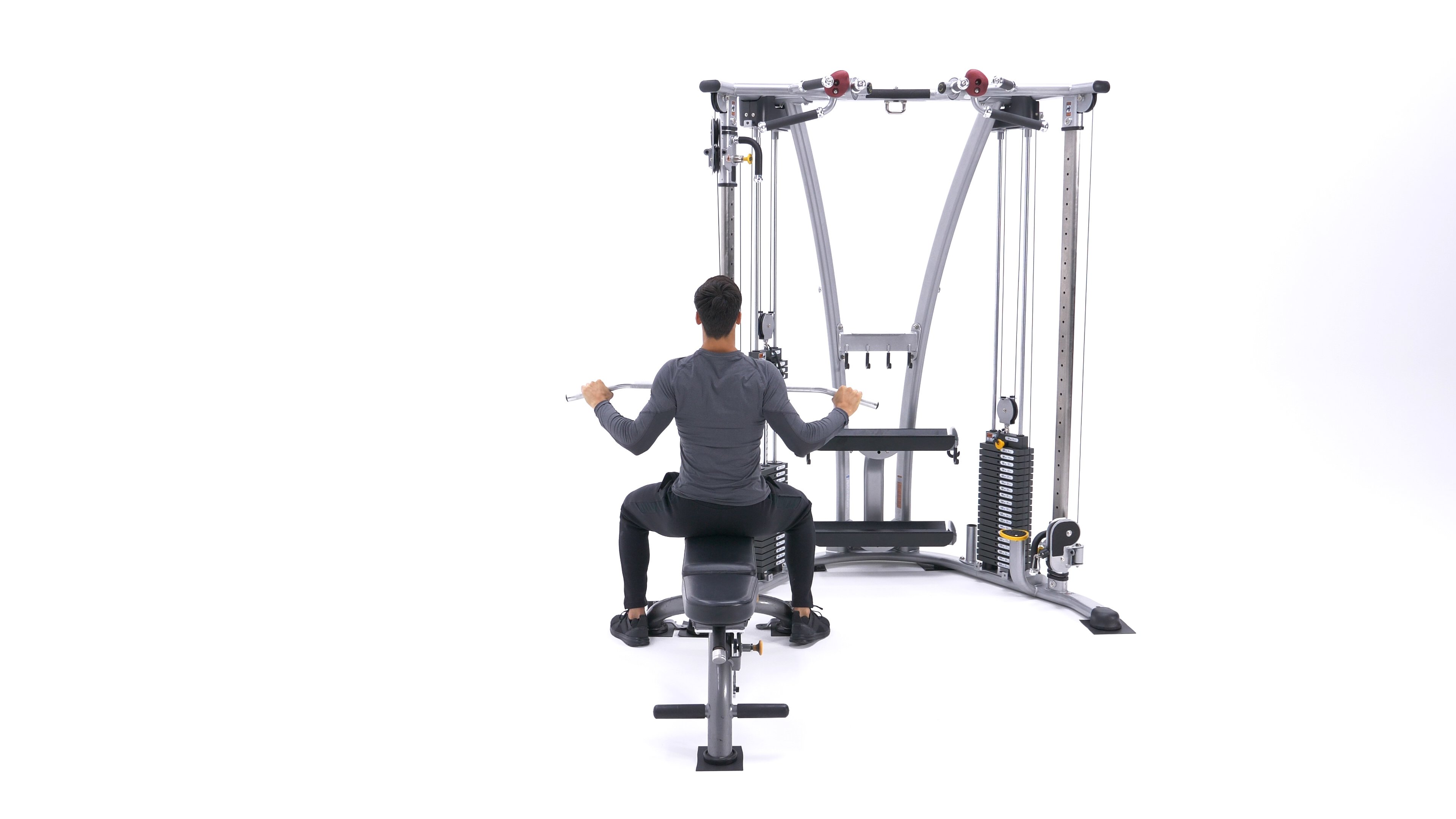 Gym Equipment 101: How to Do a Lat Pulldown