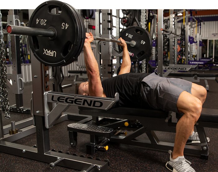 Smith machine bench press