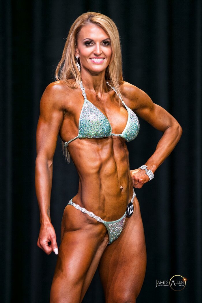 Ashley King Bodybuilding Competition