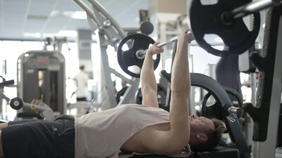 Mastering Bench Press Form: Essential Techniques and Cues