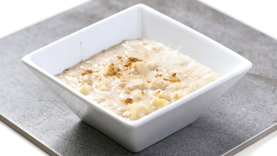 Apple Cinnamon Oatmeal