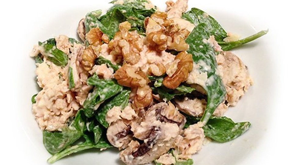 Creamy Salmon Spinach Salad