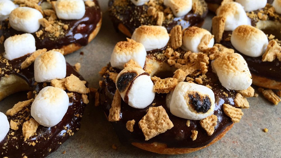 Healthy S'mores Protein Donuts!